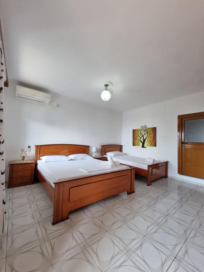 Lida'S House Hotel Lukove Ruang foto