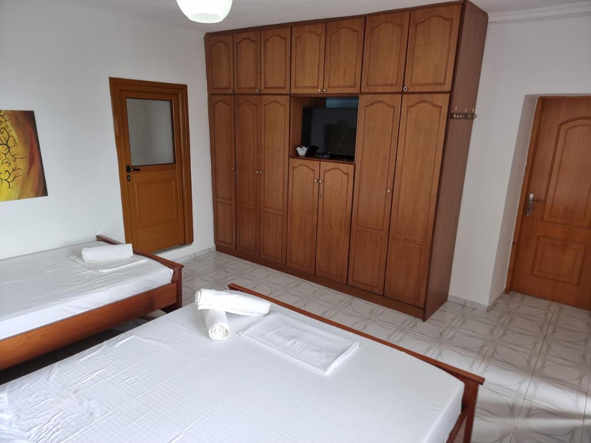 Lida'S House Hotel Lukove Ruang foto